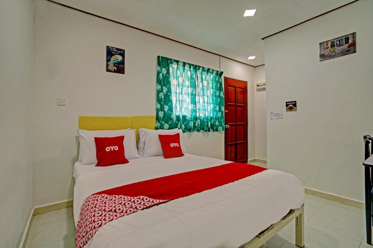 Capital O 90423 Teratai Chalet Kampong Raja Exterior foto