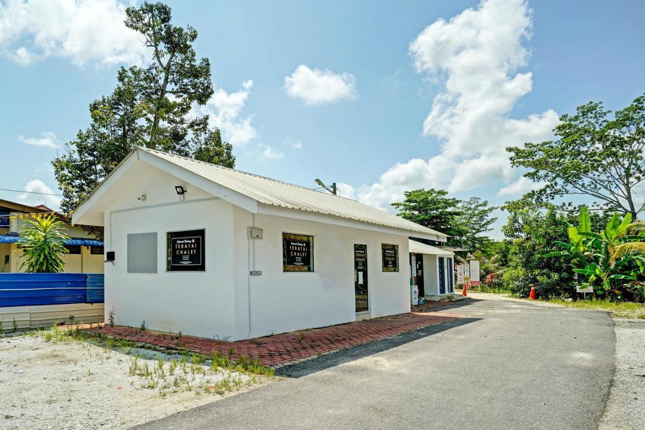 Capital O 90423 Teratai Chalet Kampong Raja Exterior foto