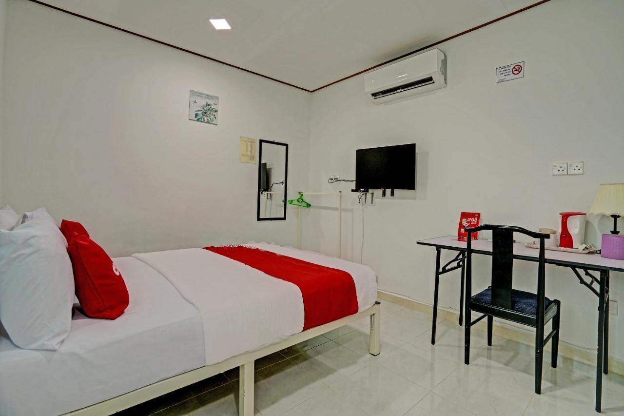 Capital O 90423 Teratai Chalet Kampong Raja Exterior foto